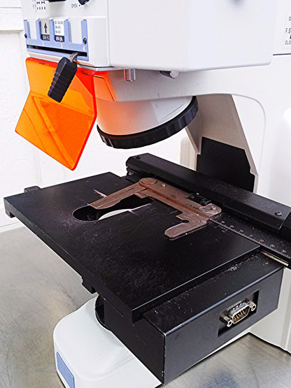 NIKON ECLIPSE E400 MICROSCOPE POWERS UP FINE NOT COMPLETE FOR PARTS AS IS