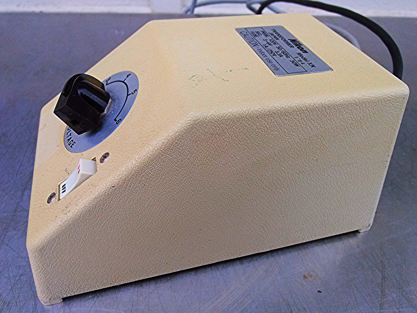 NIKON MODEL XN MICROSCOPE TRANSFORMER MODEL SMZ-U