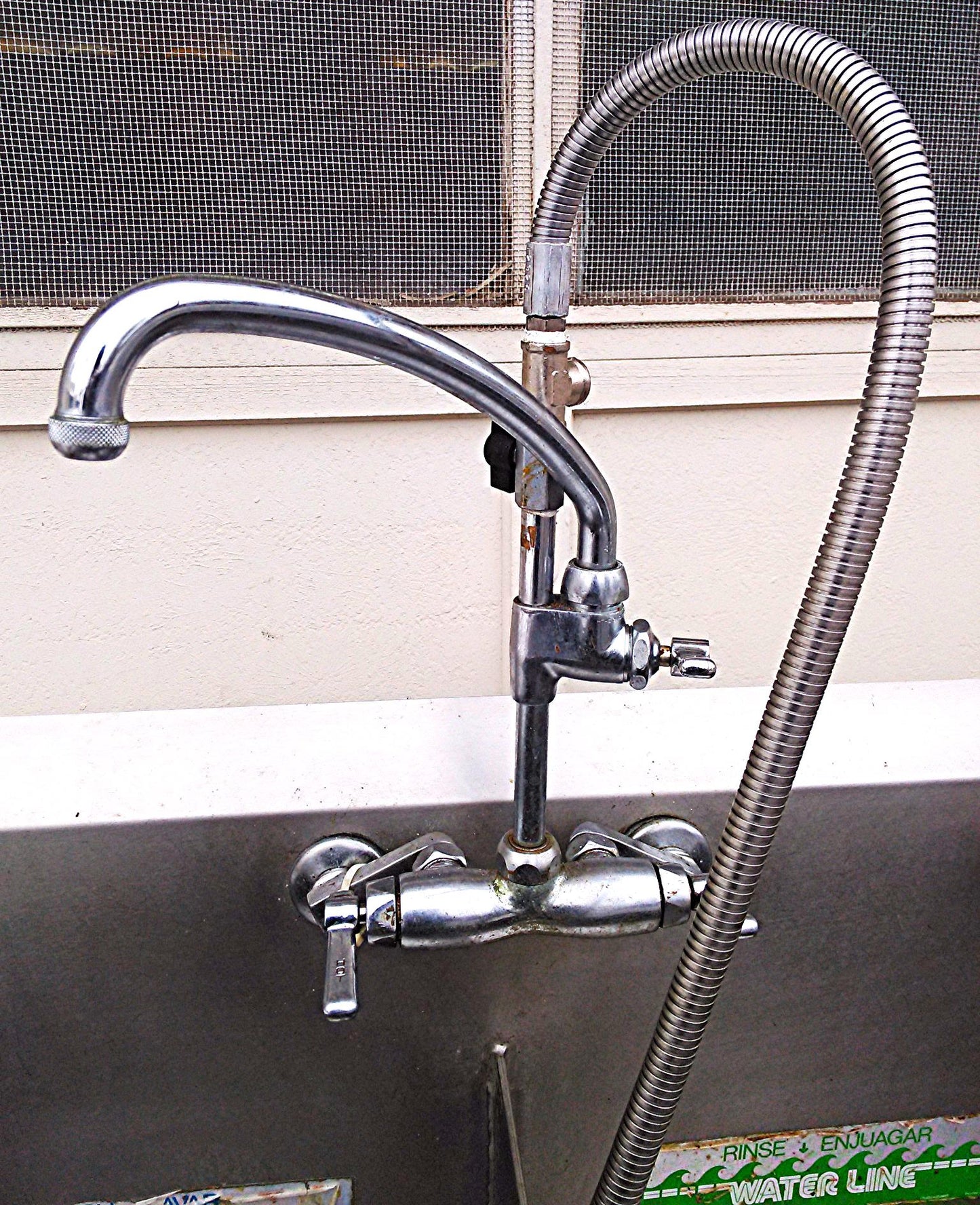 ELKAY 3 BOWL WASH RINSE SANITIZE STEEL COMMERCIALSINK 57w X 27.5d X 36"h FAUCET