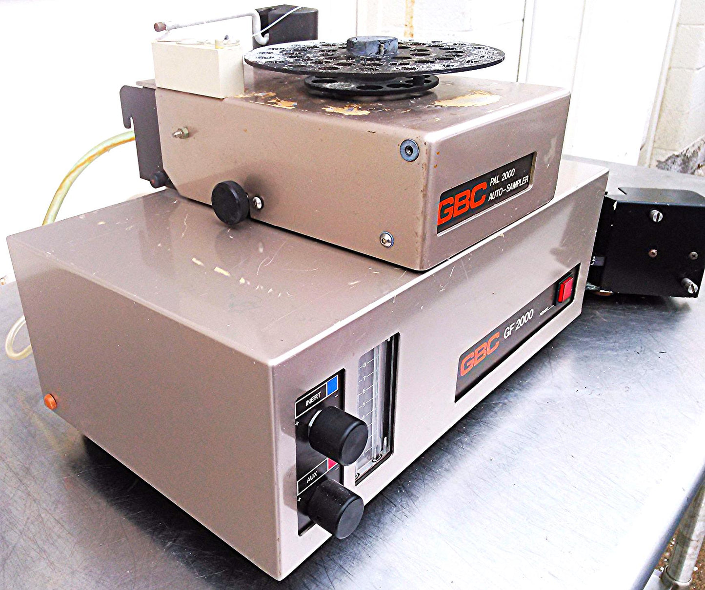 SENSAA GBC PAL 2000 AUTO-SAMPLER GF POWER GRAPHITE FURNACE SPECTROPHOTOMETER