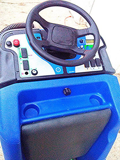 TENNANT CSX24 WINDSOR CHARIOT 24 RIDE ON FLOOR iSCRUB AUTO SCRUBBER WATCH VIDEO