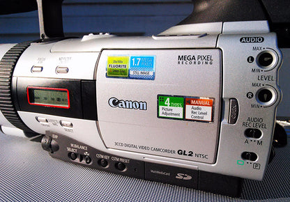 CANON GL2 MiniDV Digital Camcorder Optical Zoom ORIGINAL PROTECTIVE CASE BUNDLE