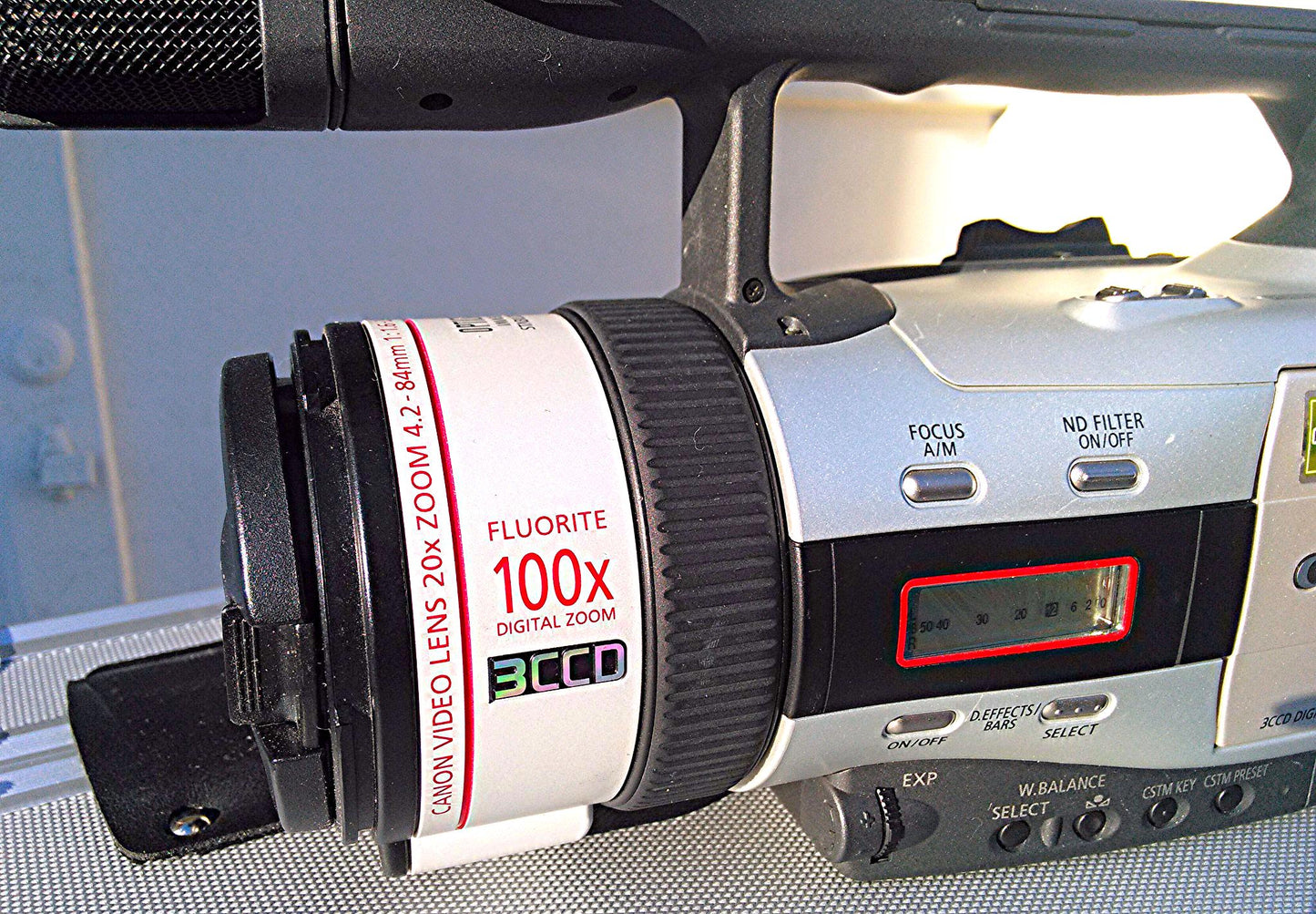 CANON GL2 MiniDV Digital Camcorder Optical Zoom ORIGINAL PROTECTIVE CASE BUNDLE