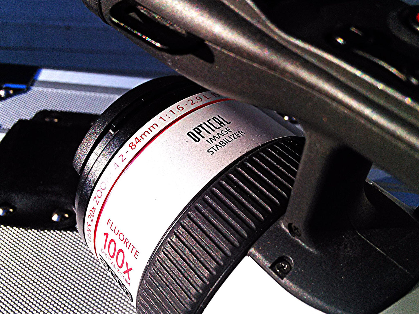 CANON GL2 MiniDV Digital Camcorder Optical Zoom ORIGINAL PROTECTIVE CASE BUNDLE