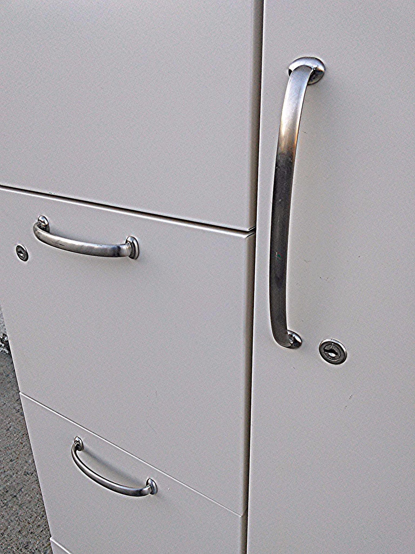 STEELCASE STORAGE TOWER WARDROBE Lab Office VerticalMetal File BOOKCASE CABINET