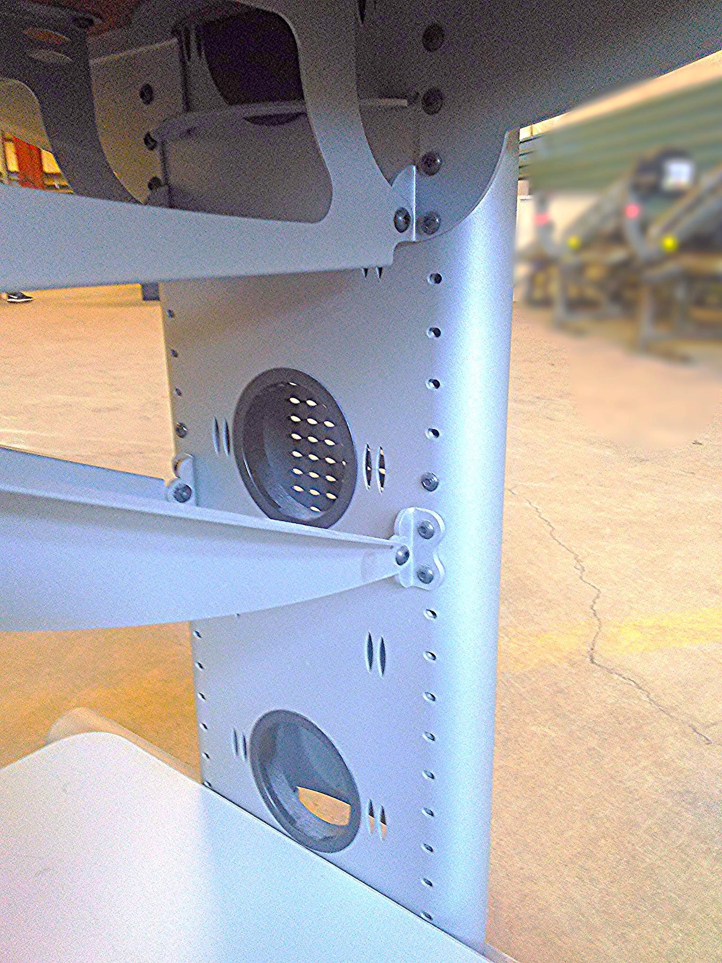 ANTHRO ADJUSTABLE HEAVY DUTY DESK OFFICE LAB CONTROL ROOM MANUFACTURING FLOOR