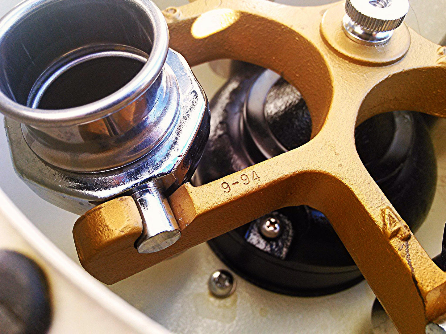 INTERNATIONAL EQUIPMENT COMPANY IEC CLINICAL CENTRIFUGE 215 ROTOR TUBES PERFECT