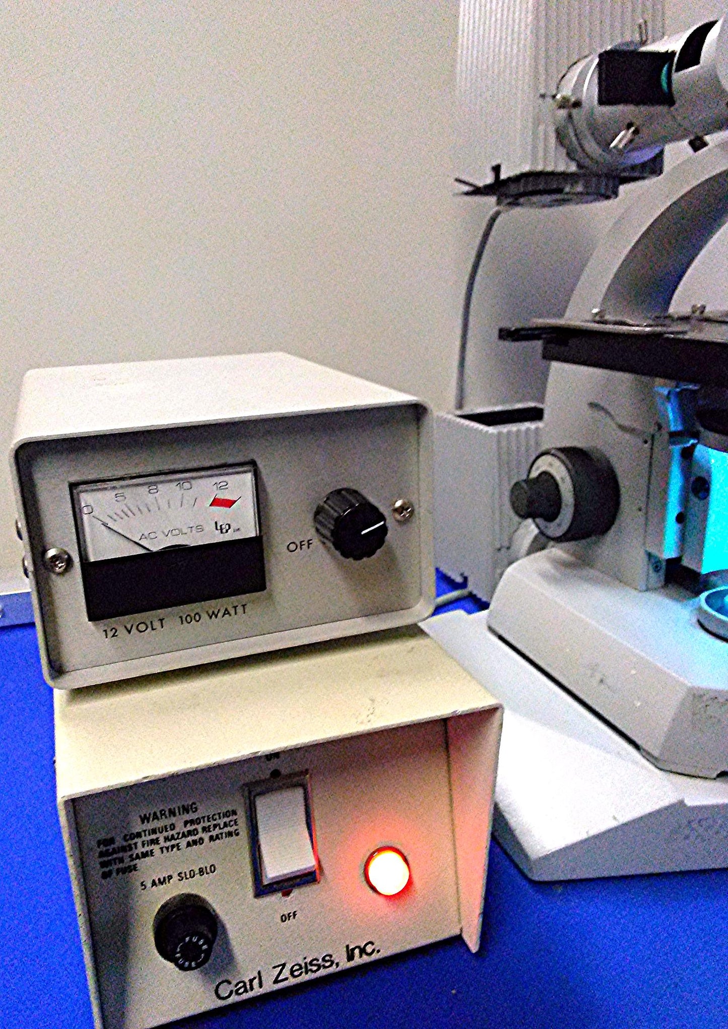 ZEISS FLUORESCENT FLUORESCENCE INSPECTION MICROSCOPE 3 OBJECTIVES WORKSPERFECTLY