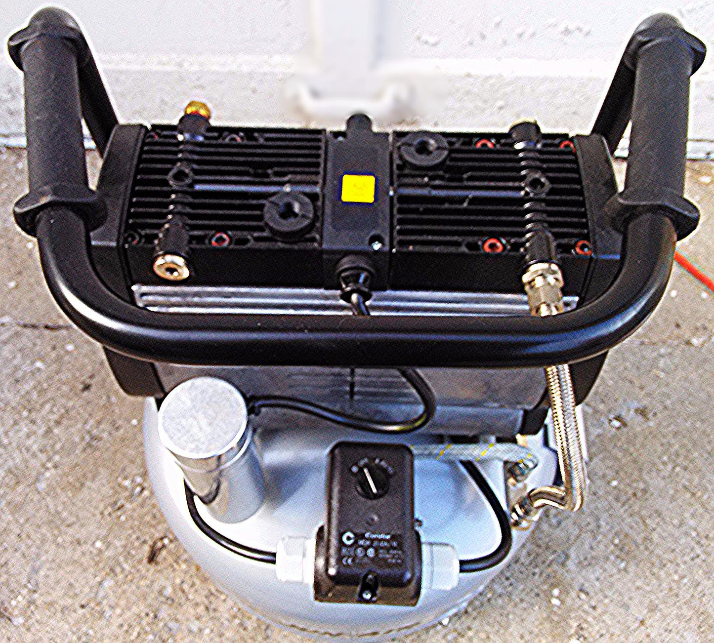 GAST JUN-AIR OF302 COMPRESSOR 25L DENTAL MEDICAL INDUSTRIAL MANUAL NORGREN REGUL