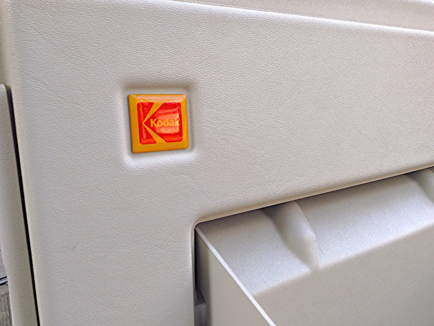 KODAK X-OMAT 2000A X-RAY FILM PROCESSOR