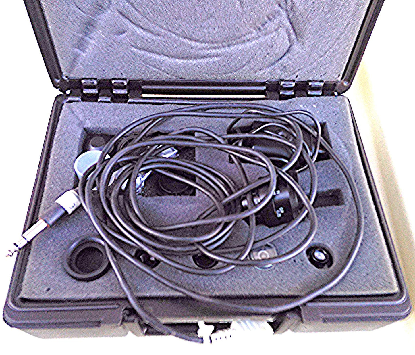 VMI WAT-902 XC 900 & CASE with WIRES & LENSES CASE High Sensitivity Camera