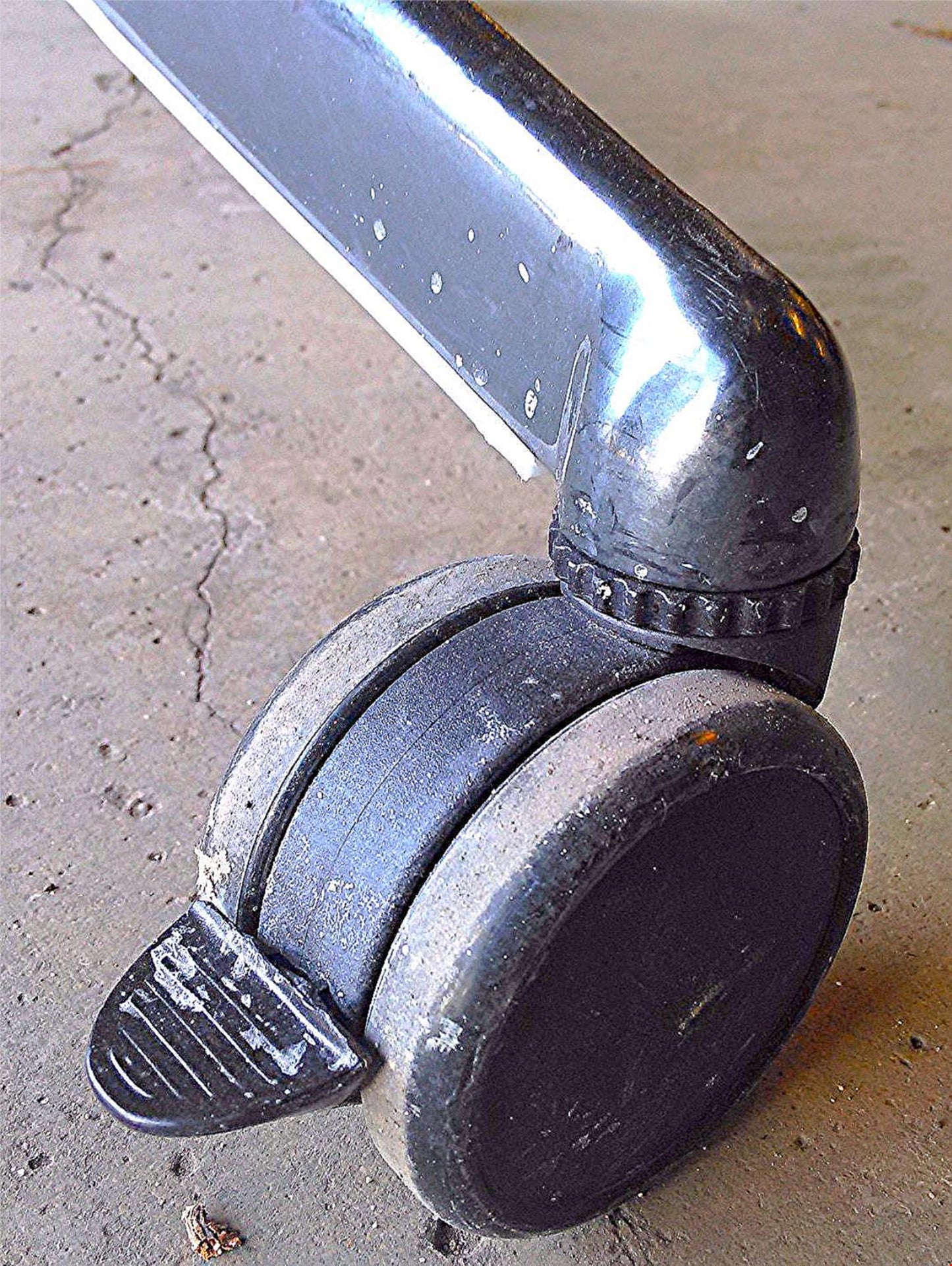 WERNDL STEELCASE ( HERMAN MILLER ) FLIP TOP TABLE OFFICE LOCK CASTERS FREESHIP