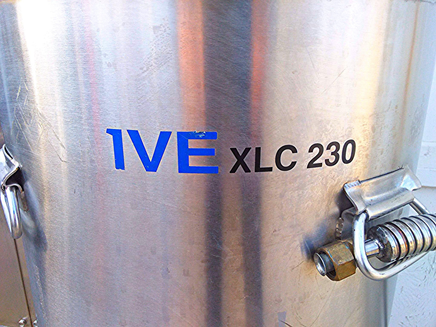 MVE XLC 230 F CRYOGENIC STORAGE TANK & TEC 2000 SYSTEM MONITOR WATCH VIDEO GREAT