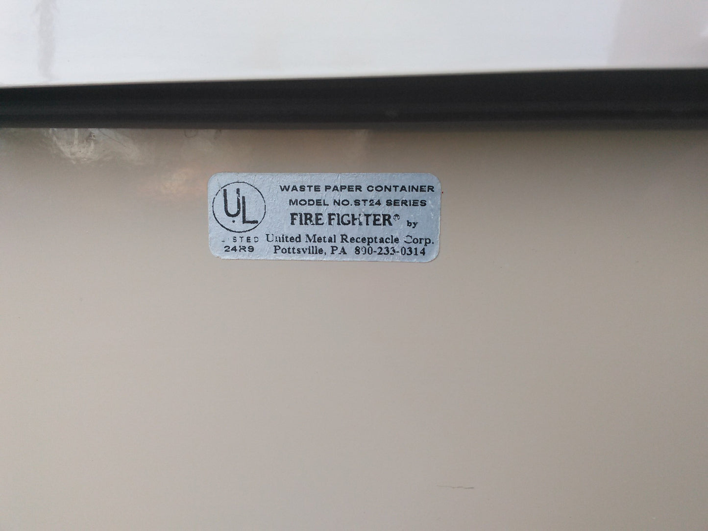 UNITED FIRE FIGHTER ST24 MEDICAL GRADE WASTE CONTAINER FREE SHIP