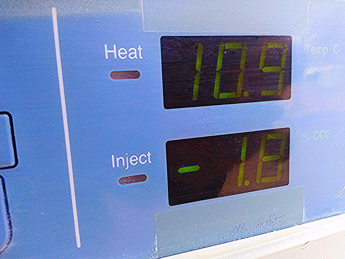 FORMA 3110 C02 JACKETED INCUBATOR WARRANTY WATCHVIDEO WORKS PERFECTLY GUARANTEED