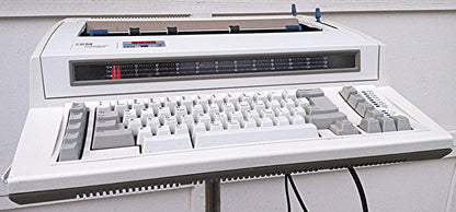 IBM WHEELWRITER 1000 PERSONAL TYPEWRITER NICE WORKING CONDITION