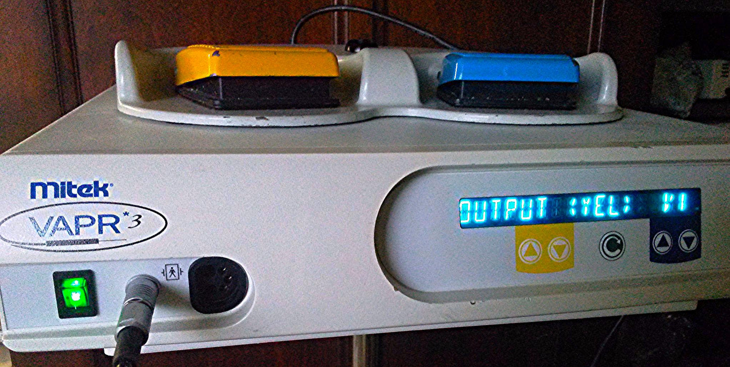 MITEK VAPR3  225021 ESU CAUTERY ELECTROSURGICAL GENERATOR OR 2084 FOOT CONTROL