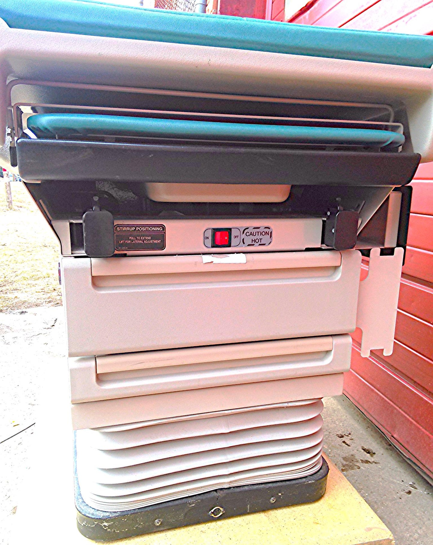 MIDMARK 405 Motorized Patient Exam Table Hi Low Rectangle Control GORGEOUS GREEN