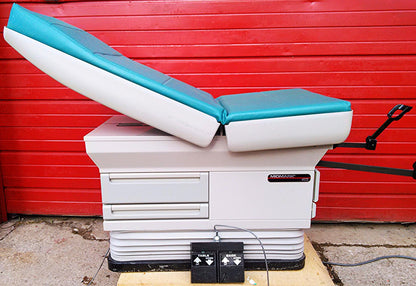 MIDMARK 405 Motorized Patient Exam Table Hi Low Rectangle Control GORGEOUS GREEN