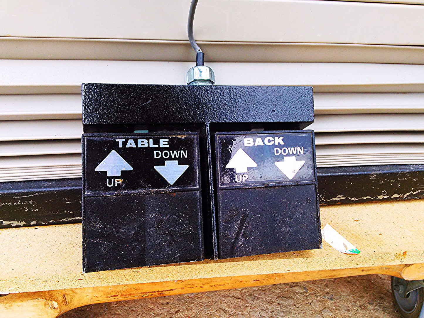 MIDMARK 405 Motorized Patient Exam Table Hi Low Rectangle Control GORGEOUS GREEN