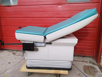 MIDMARK 405 Motorized Patient Exam Table Hi Low Rectangle Control GORGEOUS GREEN