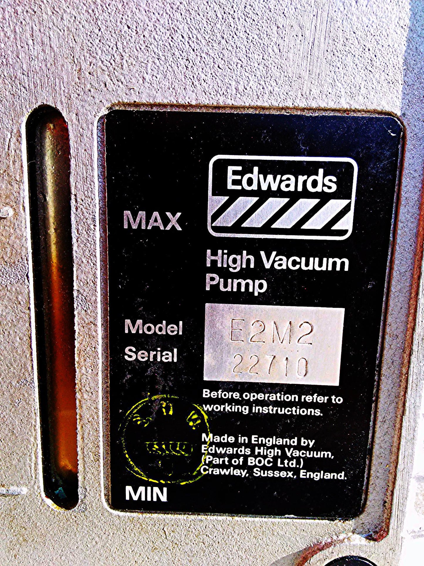 EDWARDS 2 TWO STAGE E2M2 Rotary Vane Dual Stage Mechanical Vacuum Pump WATCHVIDE