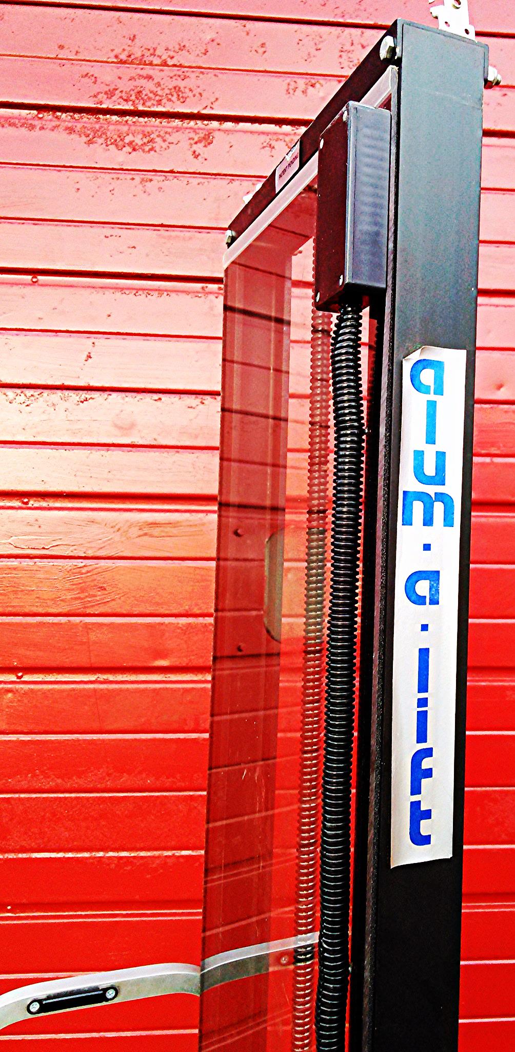 ALUM-A-LIFT HOIST LIFT BATTERY OPERATED ROLL CONVEYOR BELT 150 Lbs Capacity