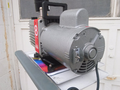 EDWARDS 8 E2M8 1/2 HP DUAL STAGE MECHANICAL ROTARY VANE VACUUM PUMP HYDROCARBON