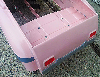 RETRO BRAND NEW MARY KAY PRETTY IN PINK Cosmetics Pink Colored Kids Pedal Car