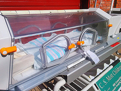 LMT NOMAG IC 1,5 NEONATAL INFANT TRANSPORT INCUBATOR THERAPY Hill-Rom HOSPITAL