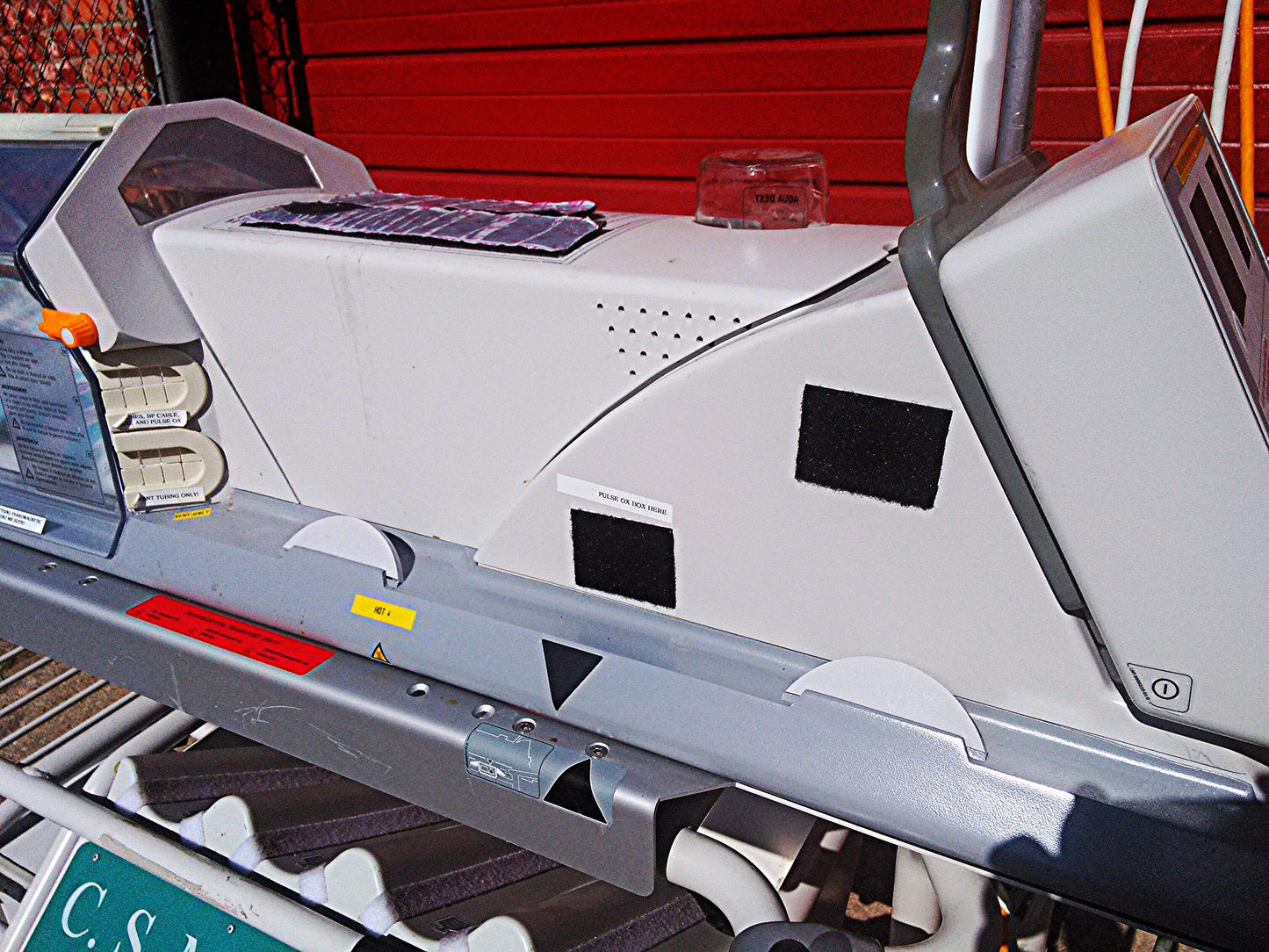 LMT NOMAG IC 1,5 NEONATAL INFANT TRANSPORT INCUBATOR THERAPY Hill-Rom HOSPITAL