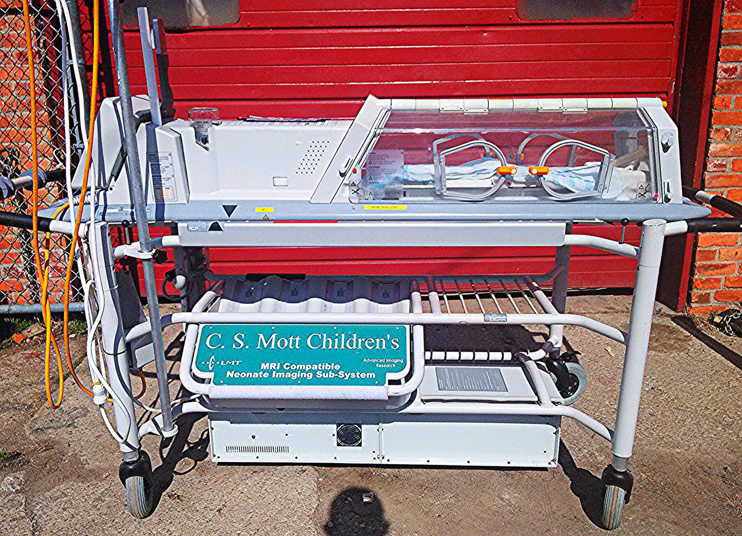 LMT NOMAG IC 1,5 NEONATAL INFANT TRANSPORT INCUBATOR THERAPY Hill-Rom HOSPITAL