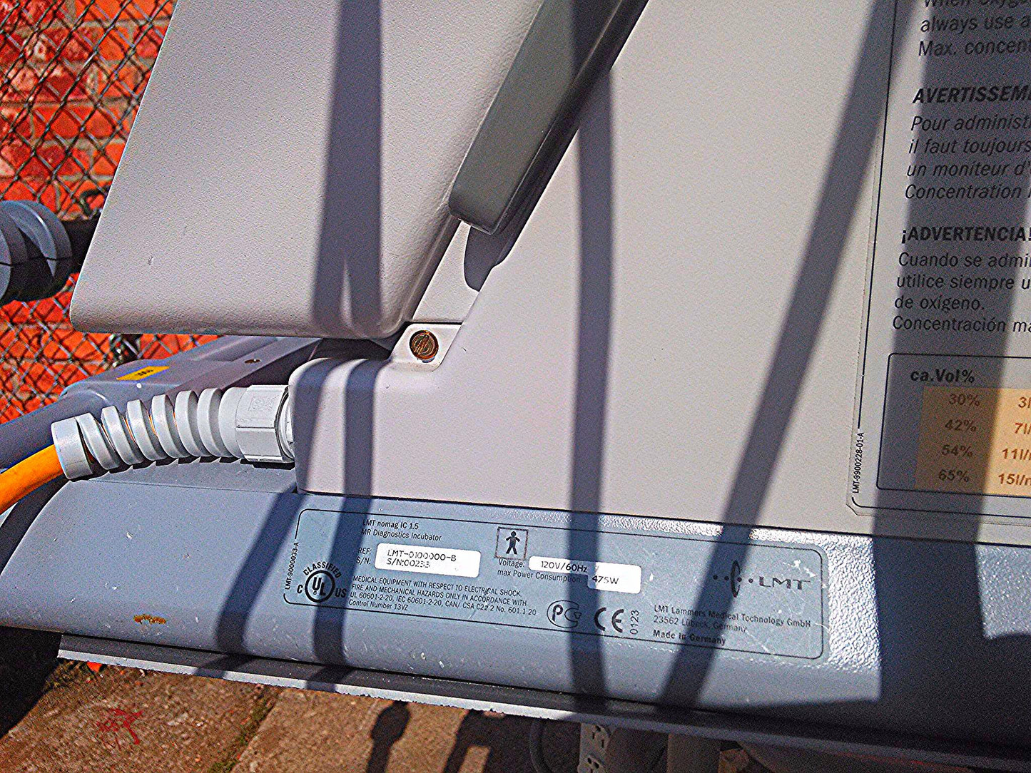 LMT NOMAG IC 1,5 NEONATAL INFANT TRANSPORT INCUBATOR THERAPY Hill-Rom HOSPITAL