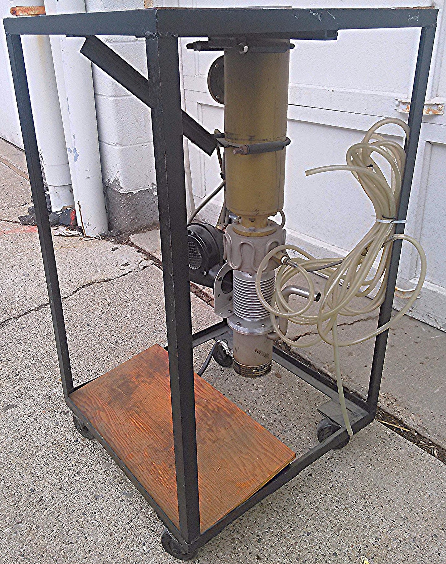 VEECO DIFFUSION PUMP Mod EP 2A-1 DYNACOOL Mfg MOD 110-0013