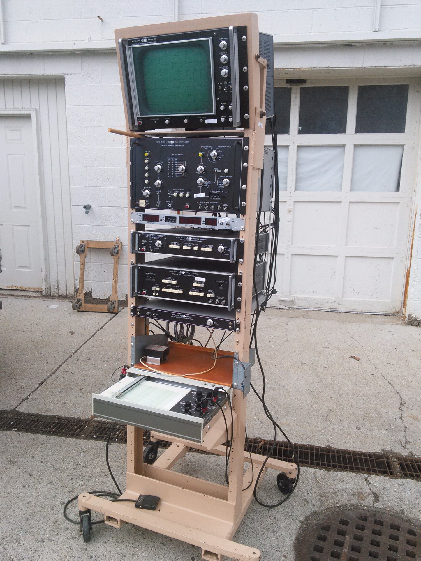 VINT HP 7035B X-Y DISPLAY 13116-2A RECORDER SPECTRAL DYNAMICS SPECTRUM ANALYZER