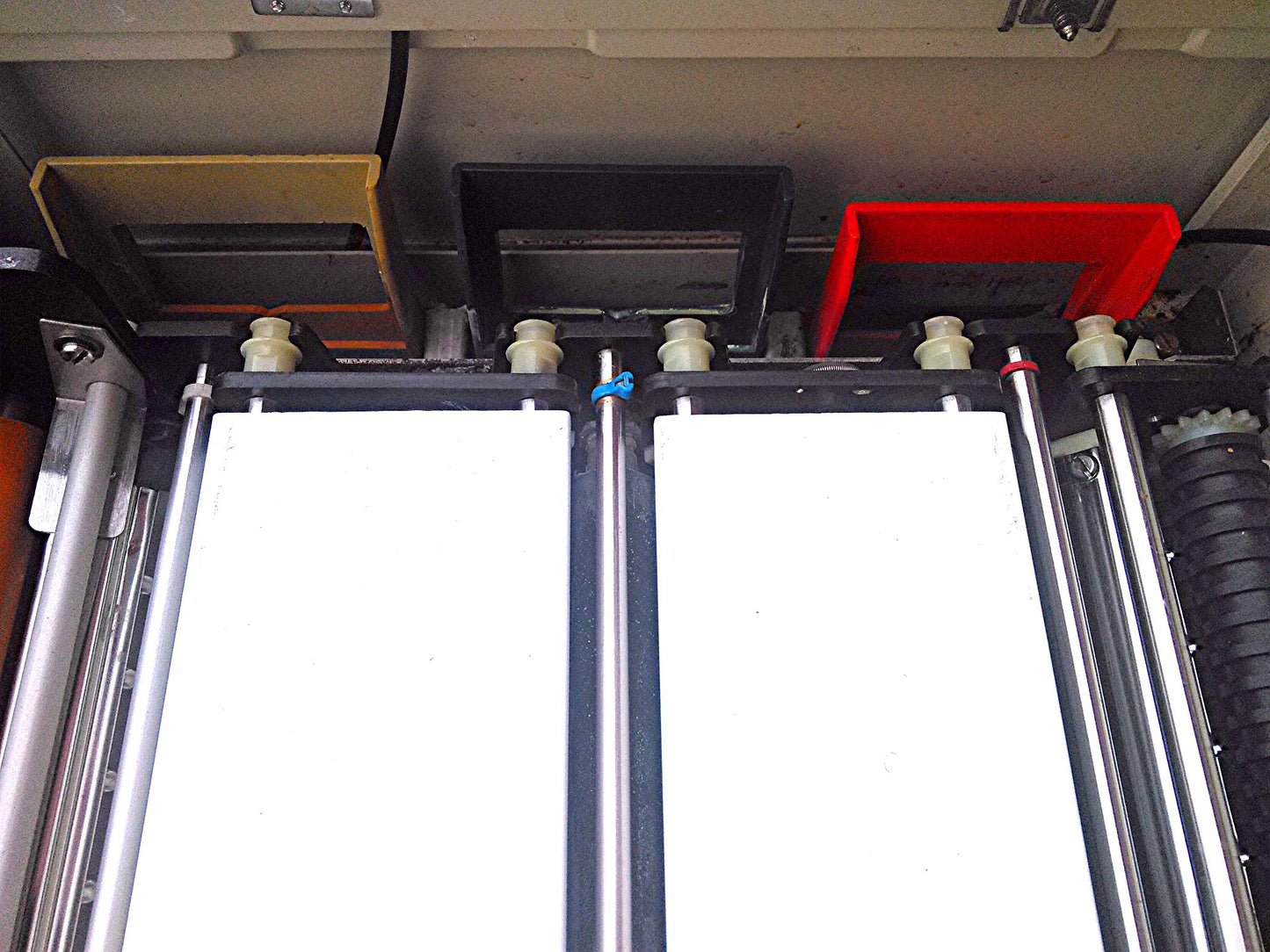 KODAK X-OMAT 2000A X-RAY FILM PROCESSOR