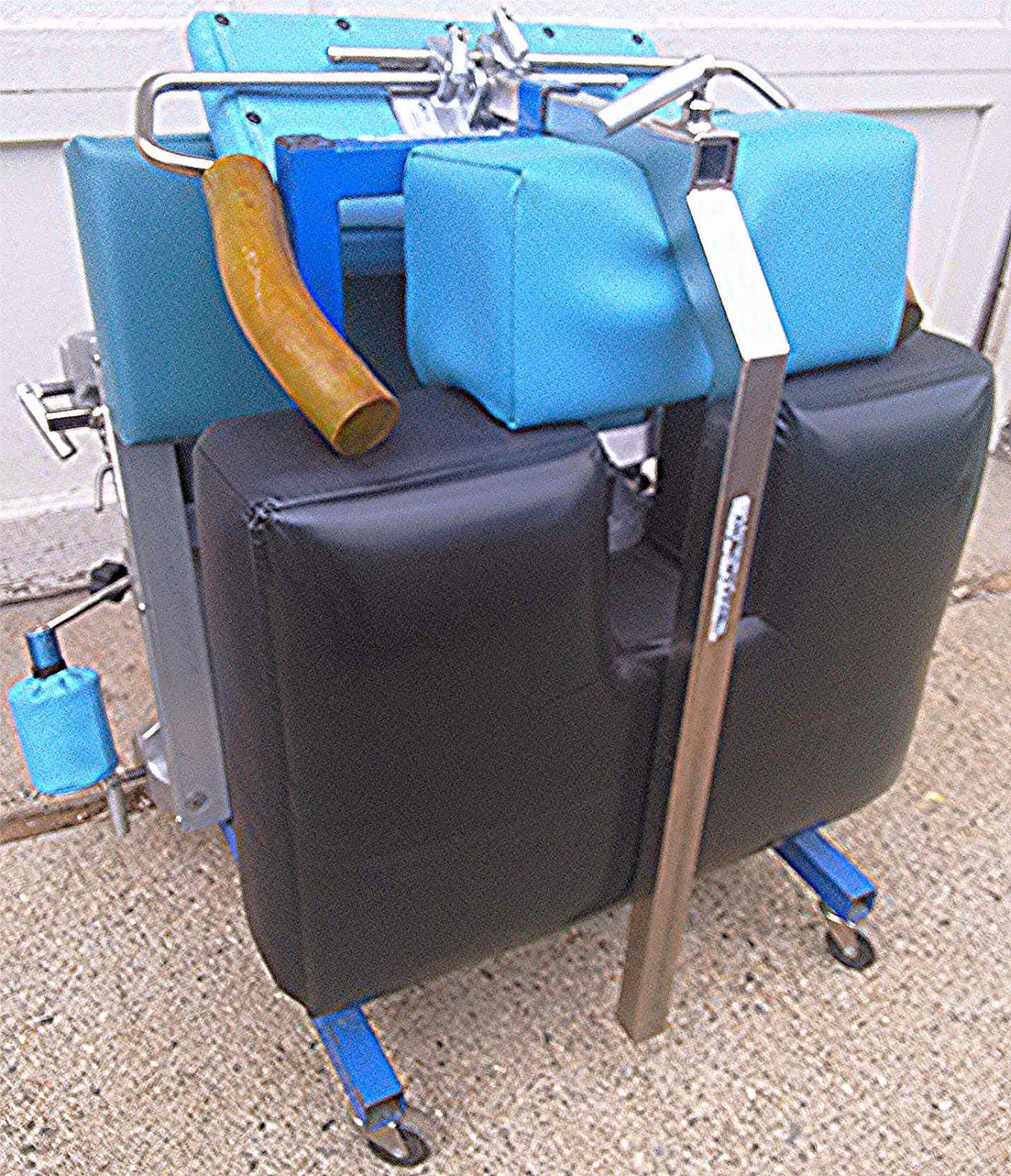 OSI ORTHOPEDIC SYSTEM OSI ANDREWS FRAME OR COCCYX ORTHOPEDIC AMSCO TABLE RACK