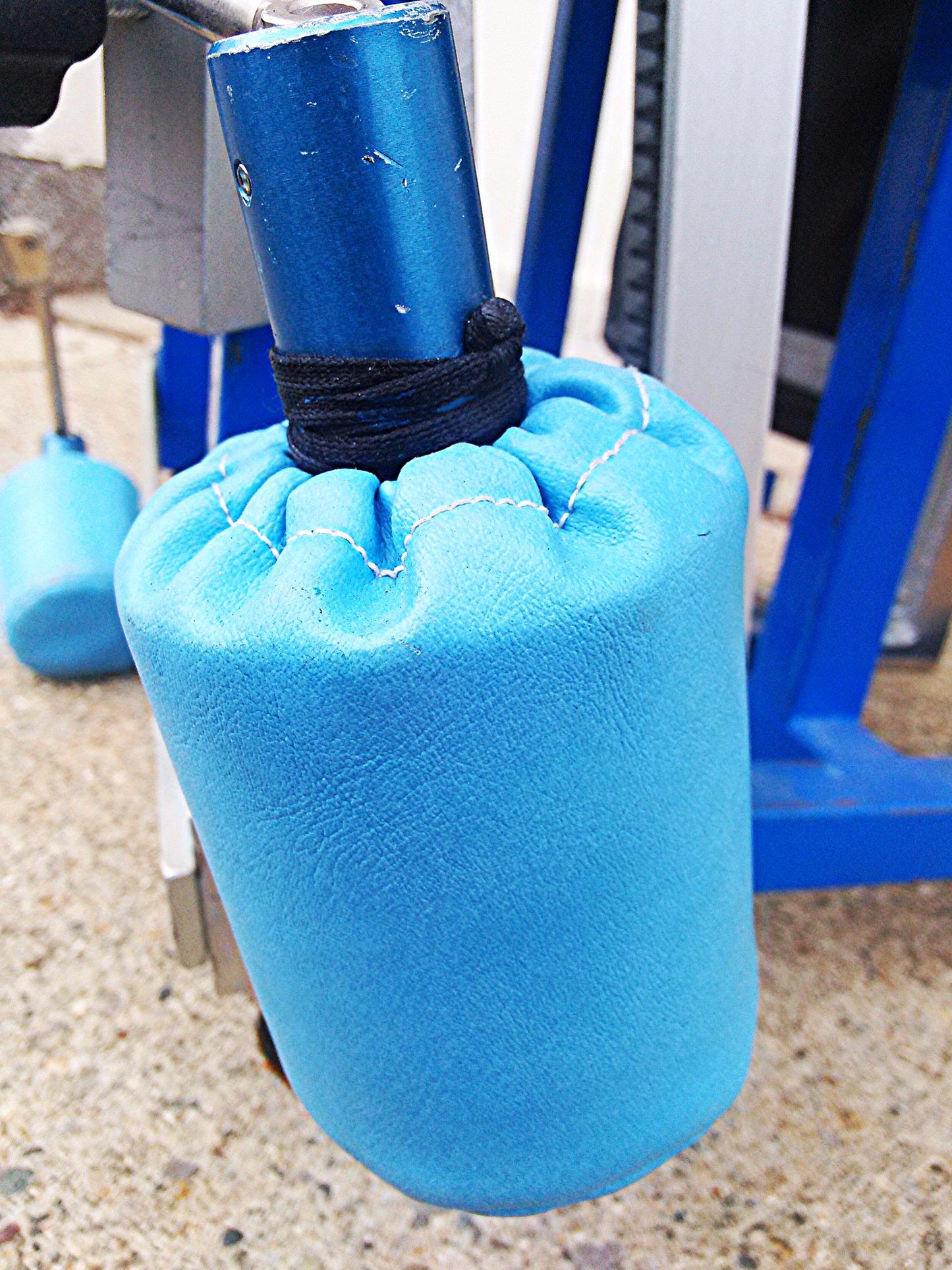 OSI ORTHOPEDIC SYSTEM OSI ANDREWS FRAME OR COCCYX ORTHOPEDIC AMSCO TABLE RACK