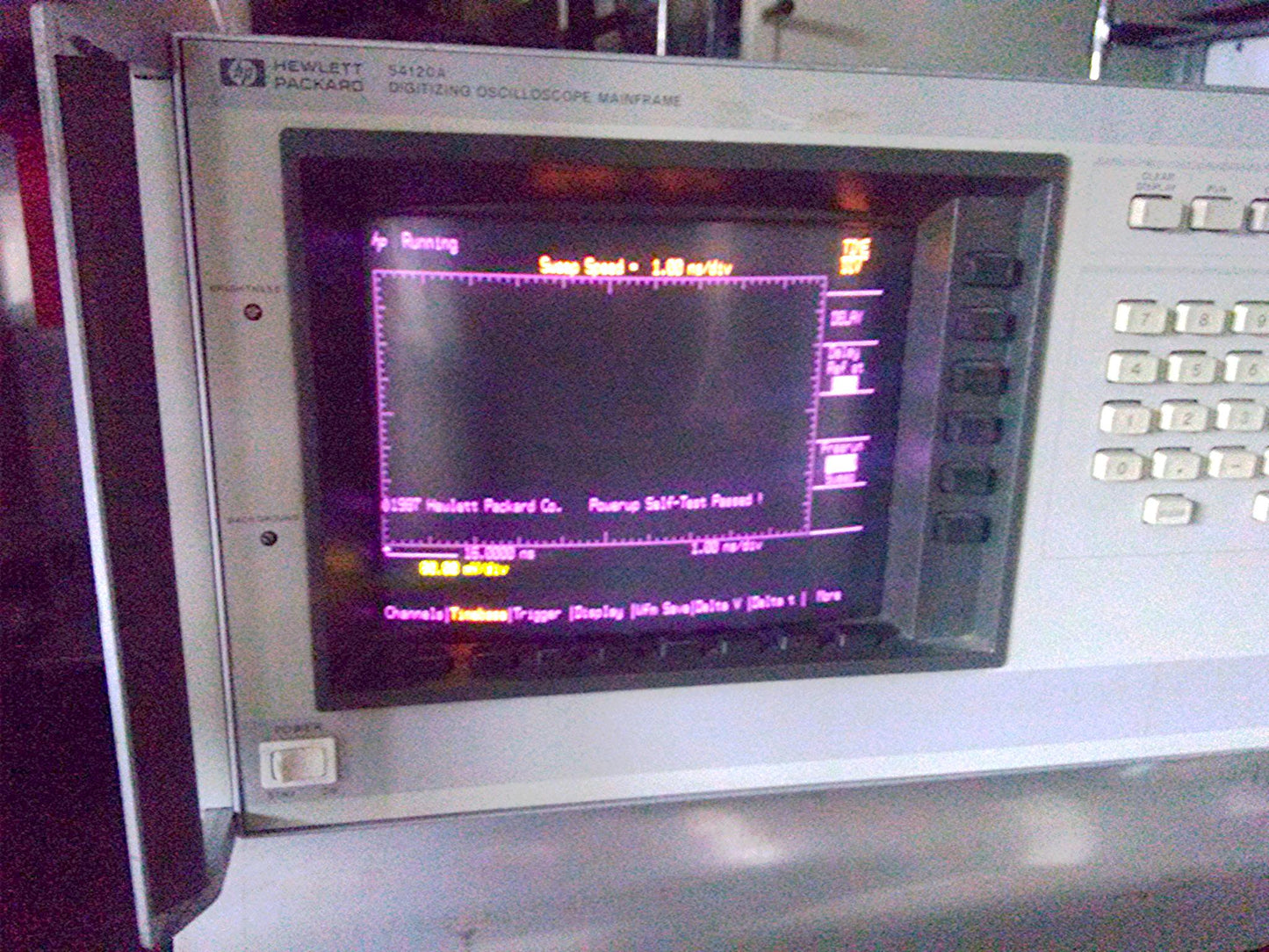 HEWLETT PACKARD HP 54120A DIGITIZING OSCILLOSCOPE MAINFRAME
