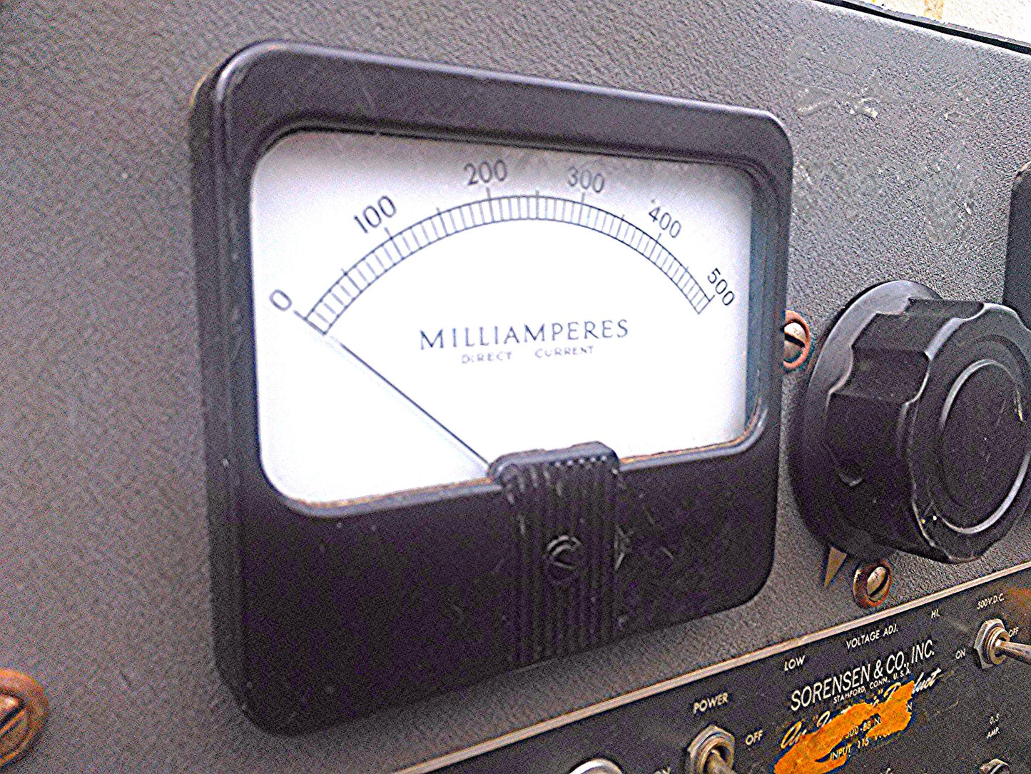 VINTAGE SORENSEN MODEL 500-BB REGULATED POWER SUPPLY