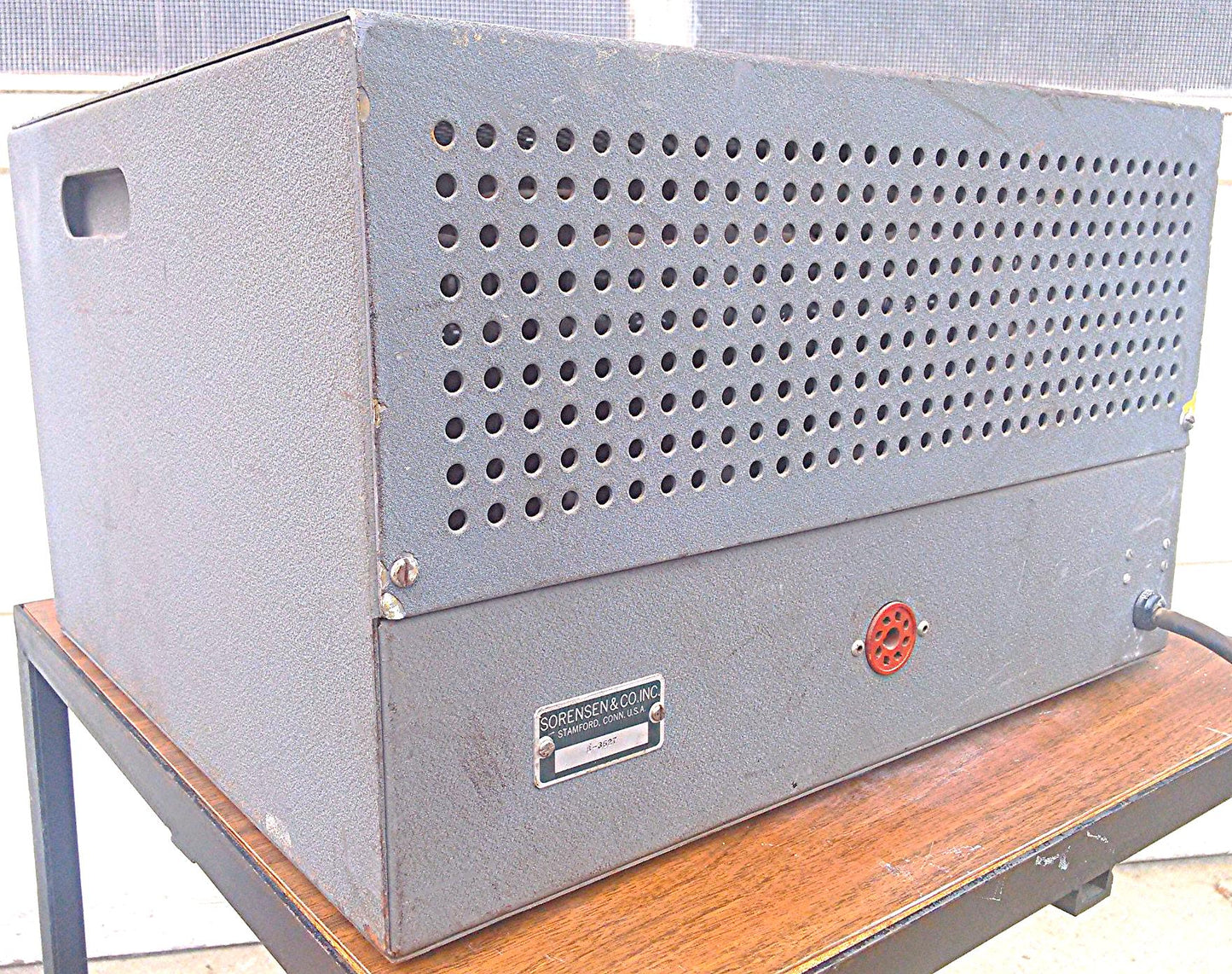 VINTAGE SORENSEN MODEL 500-BB REGULATED POWER SUPPLY