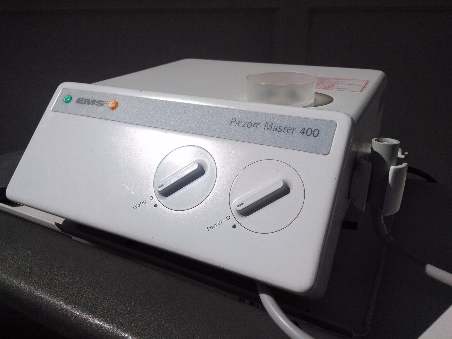 EMS PIEZON MASTER 400 Ultrasonic Scaler Dental Prophylaxis No Handpiece & Bottle