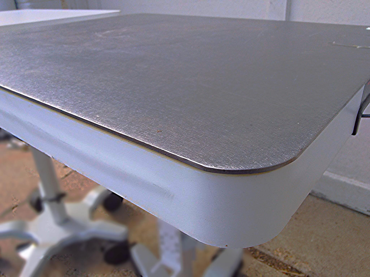 NEWPORT PASSIVE BENCHTOP VIBRATION ISOLATION SYSTEM with STABILIZER TECHNOLOGY