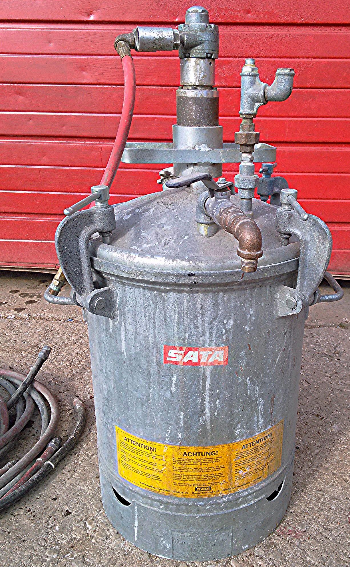 SATA SPRAY PAINT EQUIPMT PRESSURE TANK MADE GERMANY INHALL 4.8 GALLON 18 liters