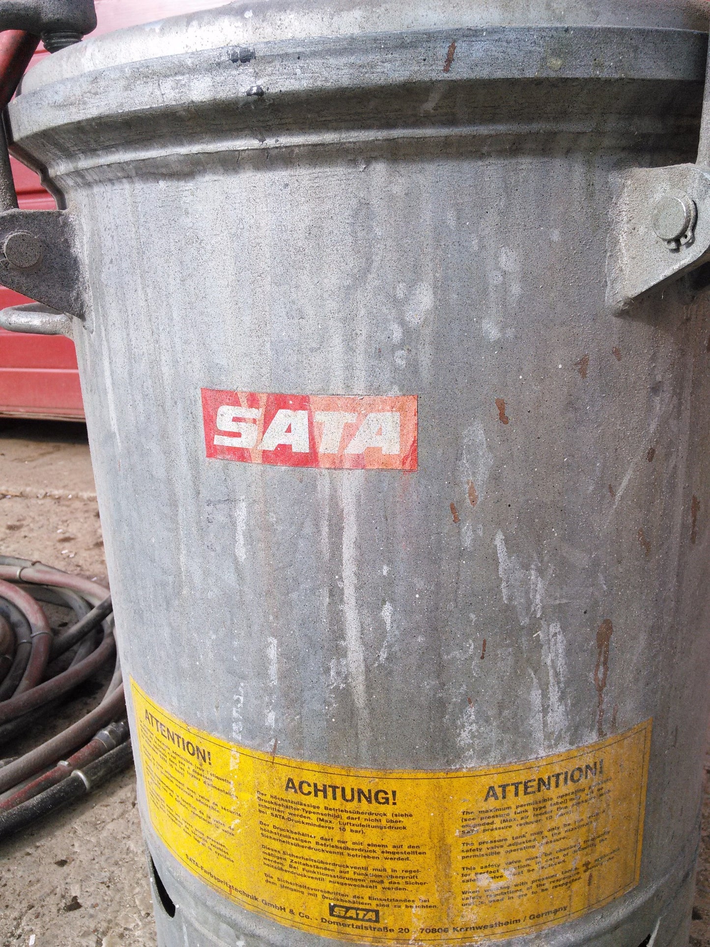 SATA SPRAY PAINT EQUIPMT PRESSURE TANK MADE GERMANY INHALL 4.8 GALLON 18 liters