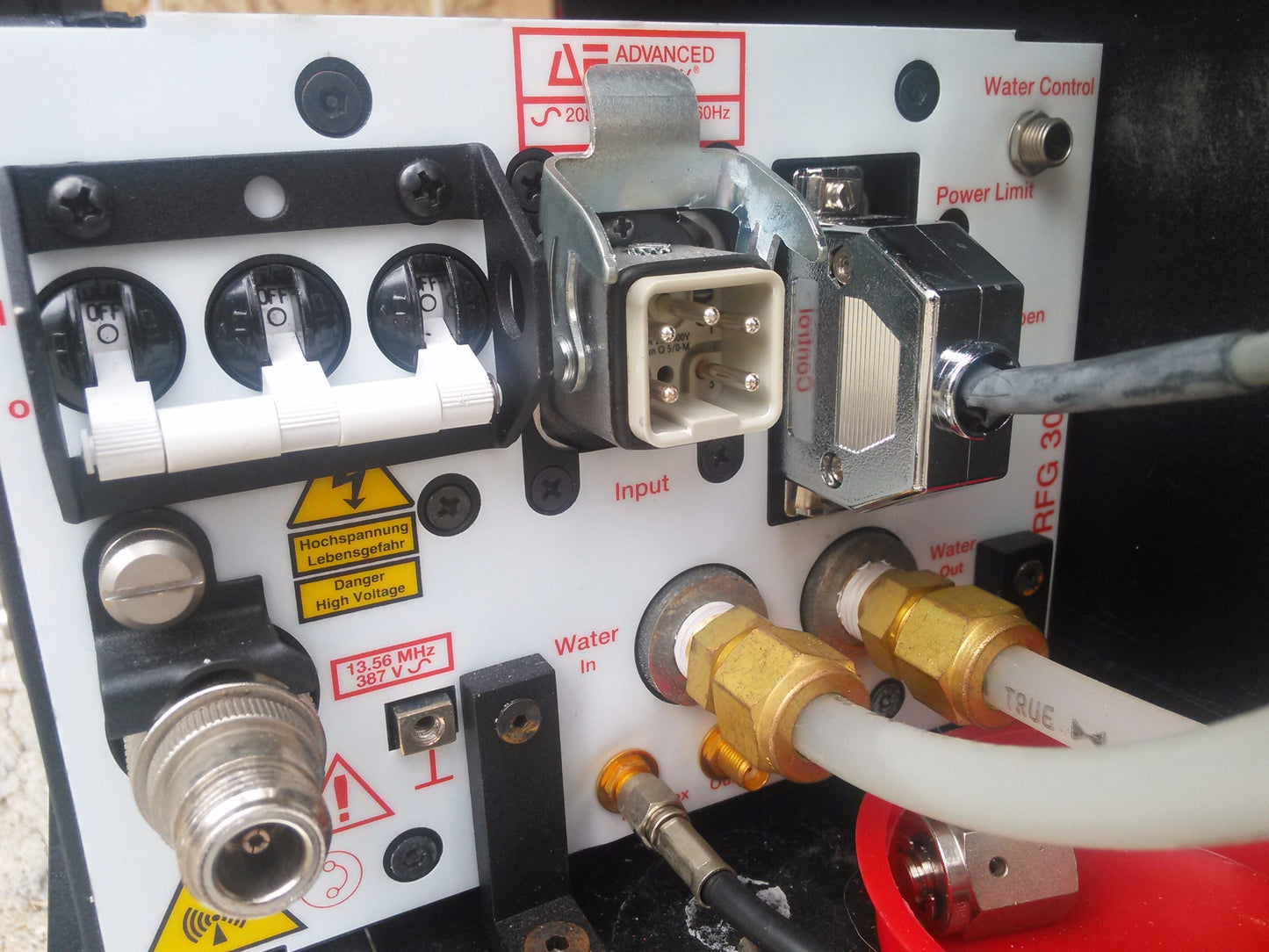 TRION ORACLE RIE PLASMA ETCHING PFEIFFER TPH521 PC BROOKS EXT NESLAB M75 MKS LPV