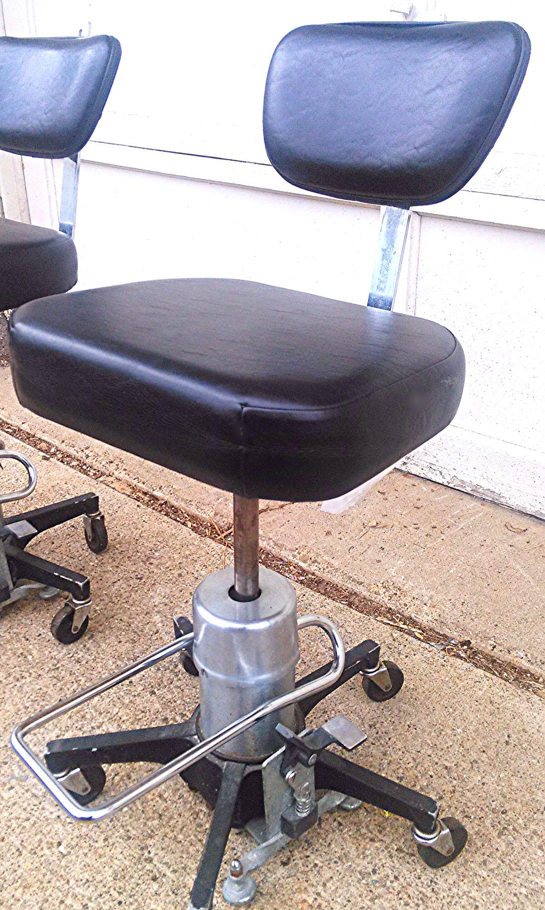 RELIANCE 548 SURGICAL STOOL MEDICAL HOSPITAL CLINIC TATOO VETERINARY LAB CHAIR