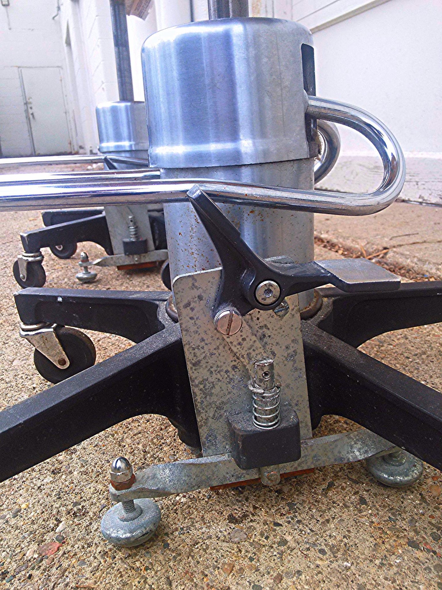 RELIANCE 548 SURGICAL STOOL MEDICAL HOSPITAL CLINIC TATOO VETERINARY LAB CHAIR