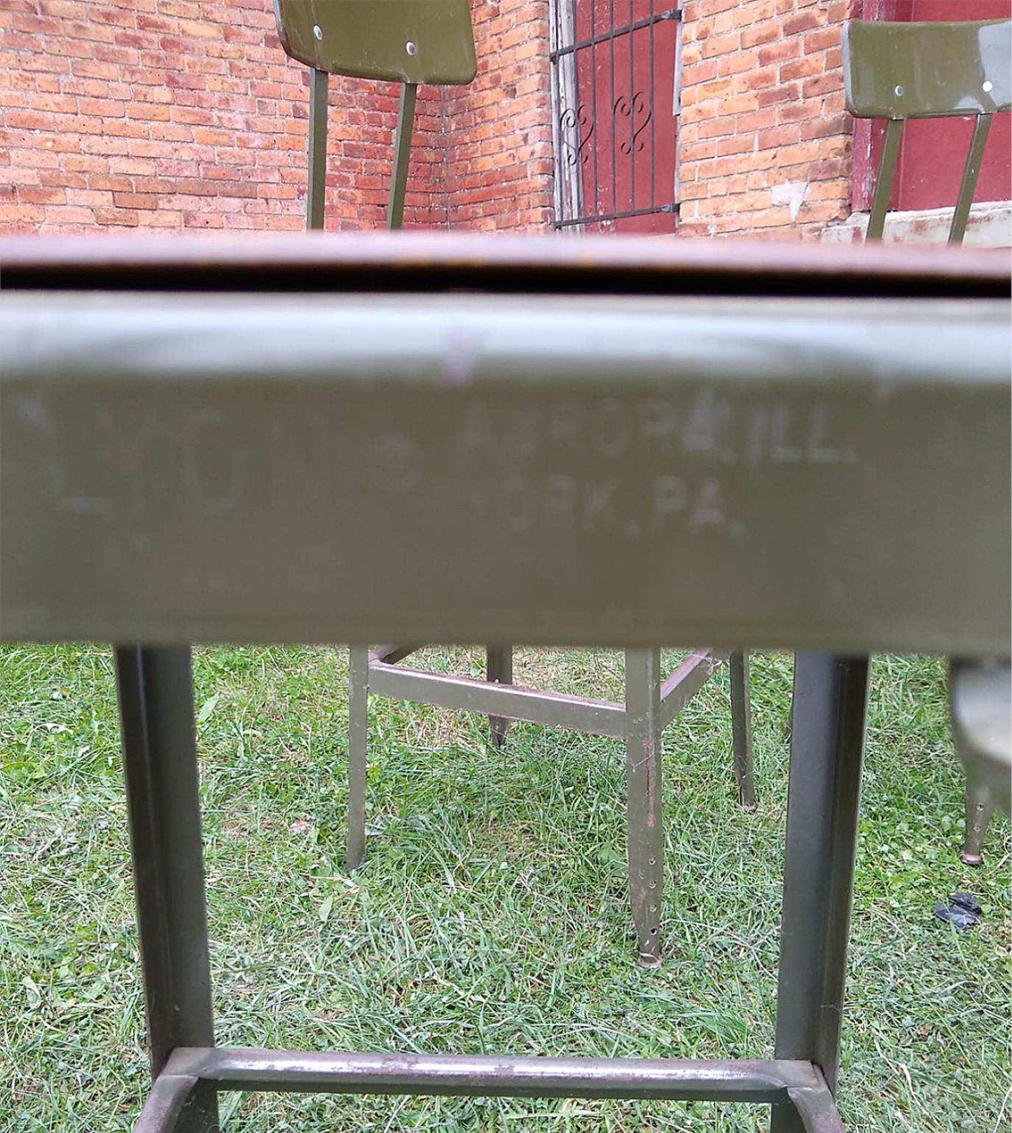 VINTAGE SET 4 GREEN LYON STOOL PRESSED DOVE GRAY WOOD STEEL ADJUST BACK FREESHIP