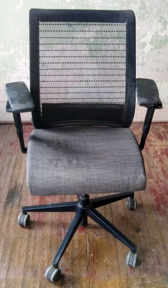 STEELCASE THINK FABRIC FULLY ADJUSTABLE CHAIR 5205 FREE SHIPPING
